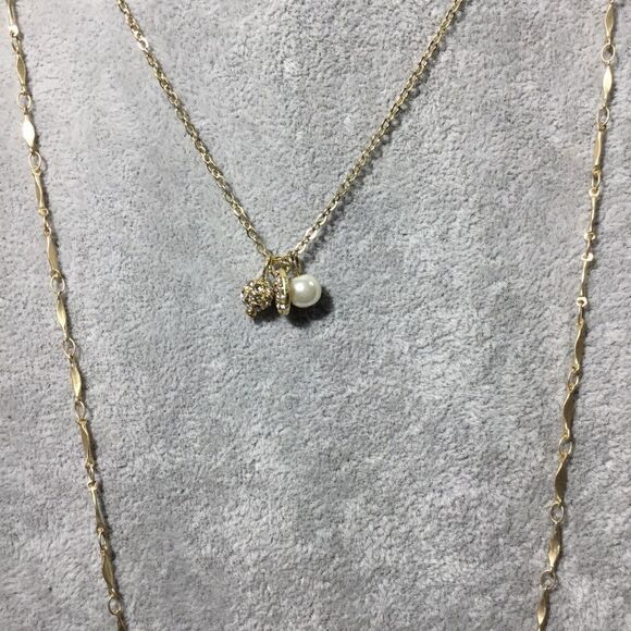 Canvas Ainsley Layered Moon Necklace (G2) - Picture 4 of 7